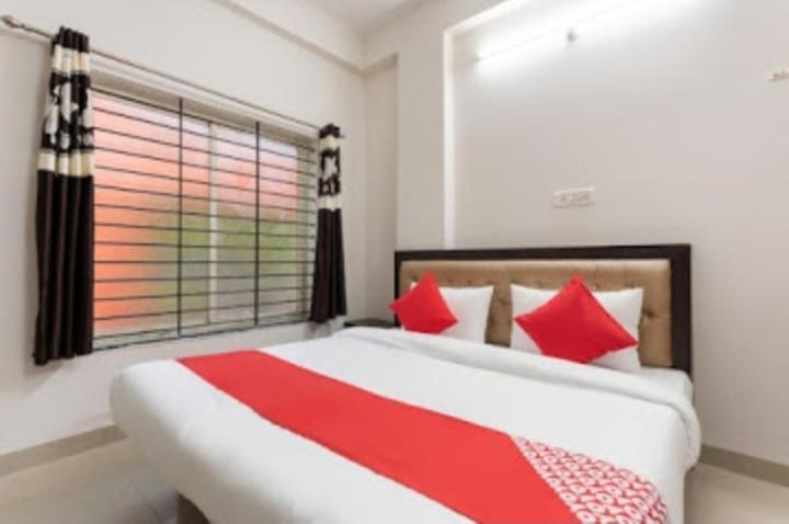 Hotel Royal Palace Indore Zewnętrze zdjęcie